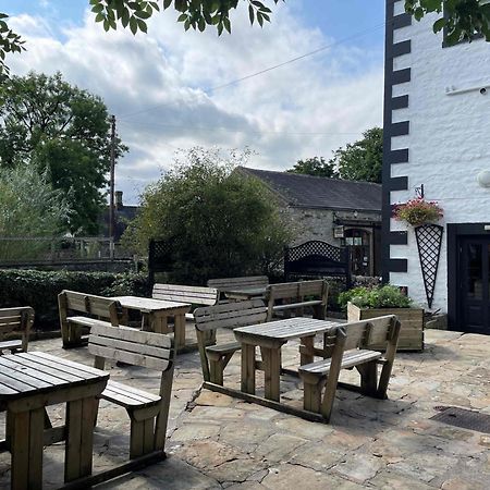 New Inn Hotel Clapham  Exteriör bild